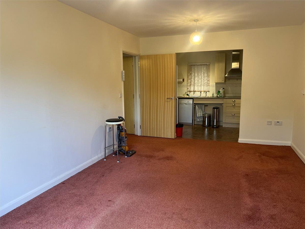 Property Image 49bc5ef1-cbcb-4921-95b8-0554afd9db7a