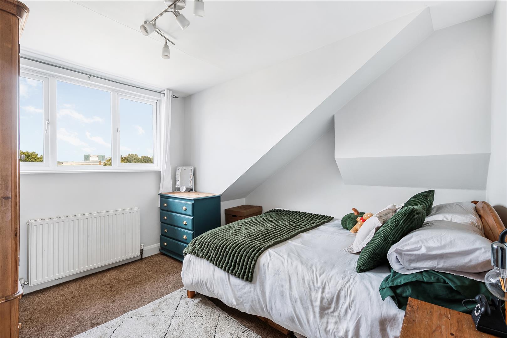 Property Image 49bf1185-f015-46ae-8428-b935a80c934f