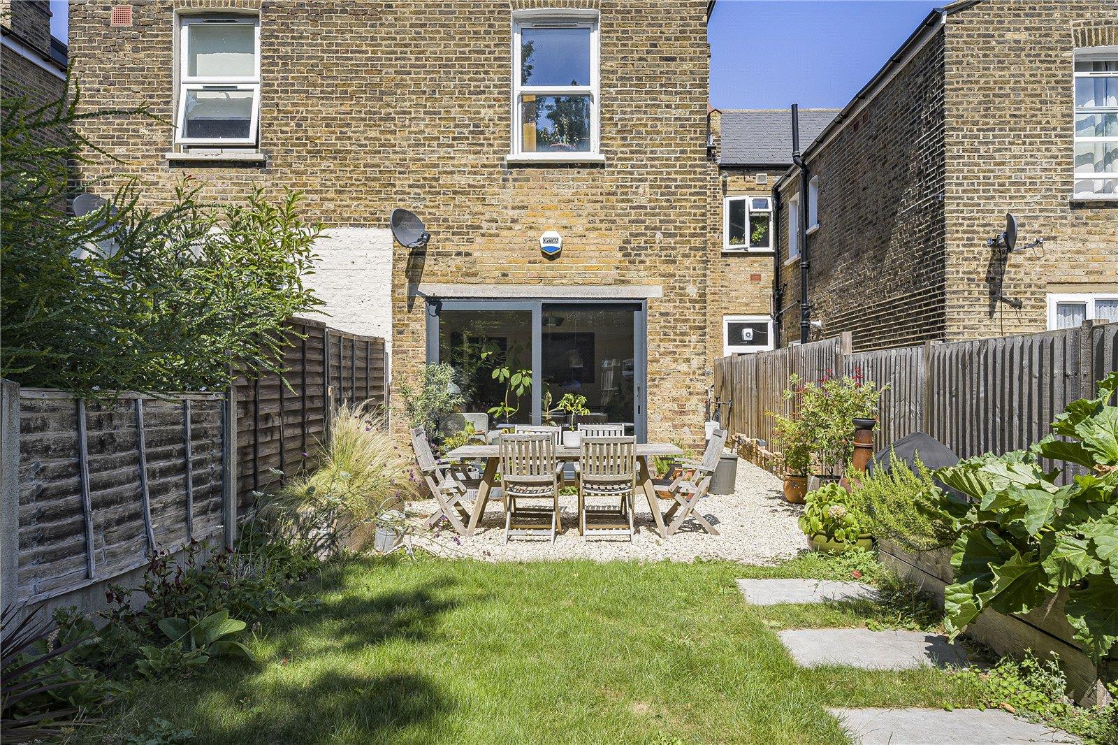 Property Image 49cad5f6-762d-4e84-bcd7-80f1d87ac112
