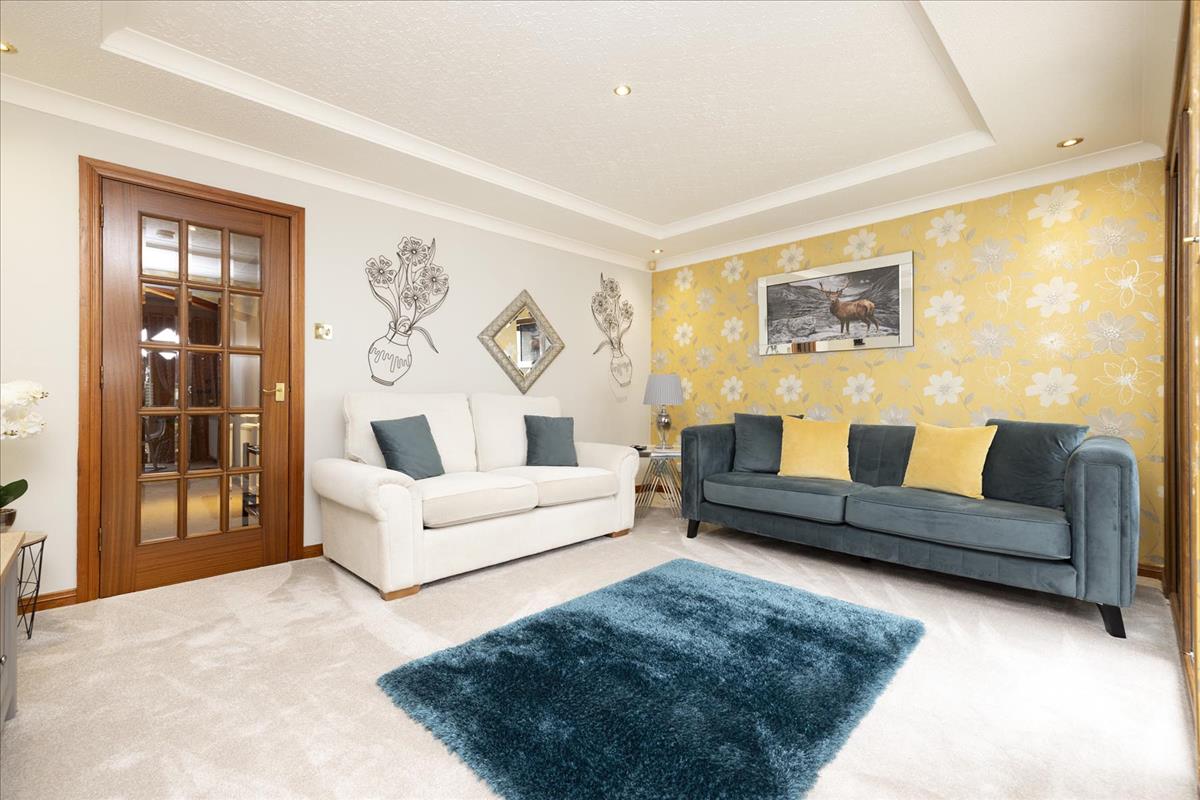 Property Image 49cde41f-d8e3-492d-ad00-09edce865b0b