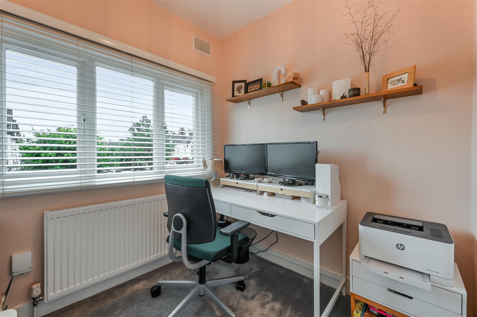 Property Image 49d1a52e-5c69-4102-b836-ced371763a1e