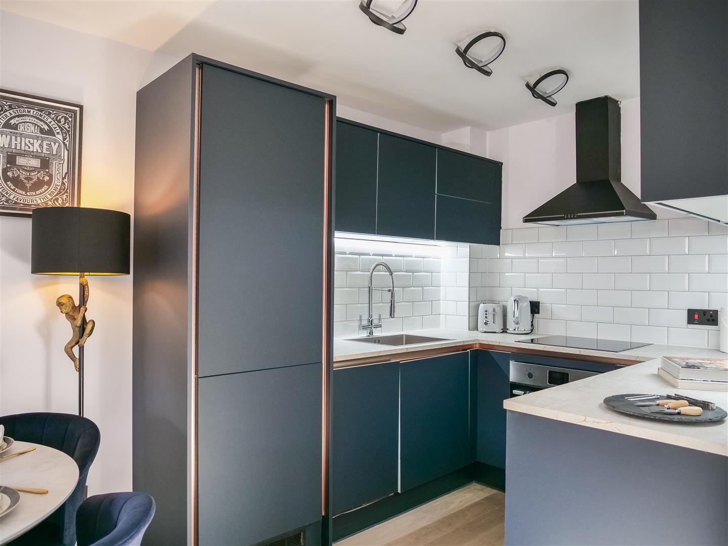 Property Image 49d2f2a2-9090-4185-9246-601c1f55f8a9