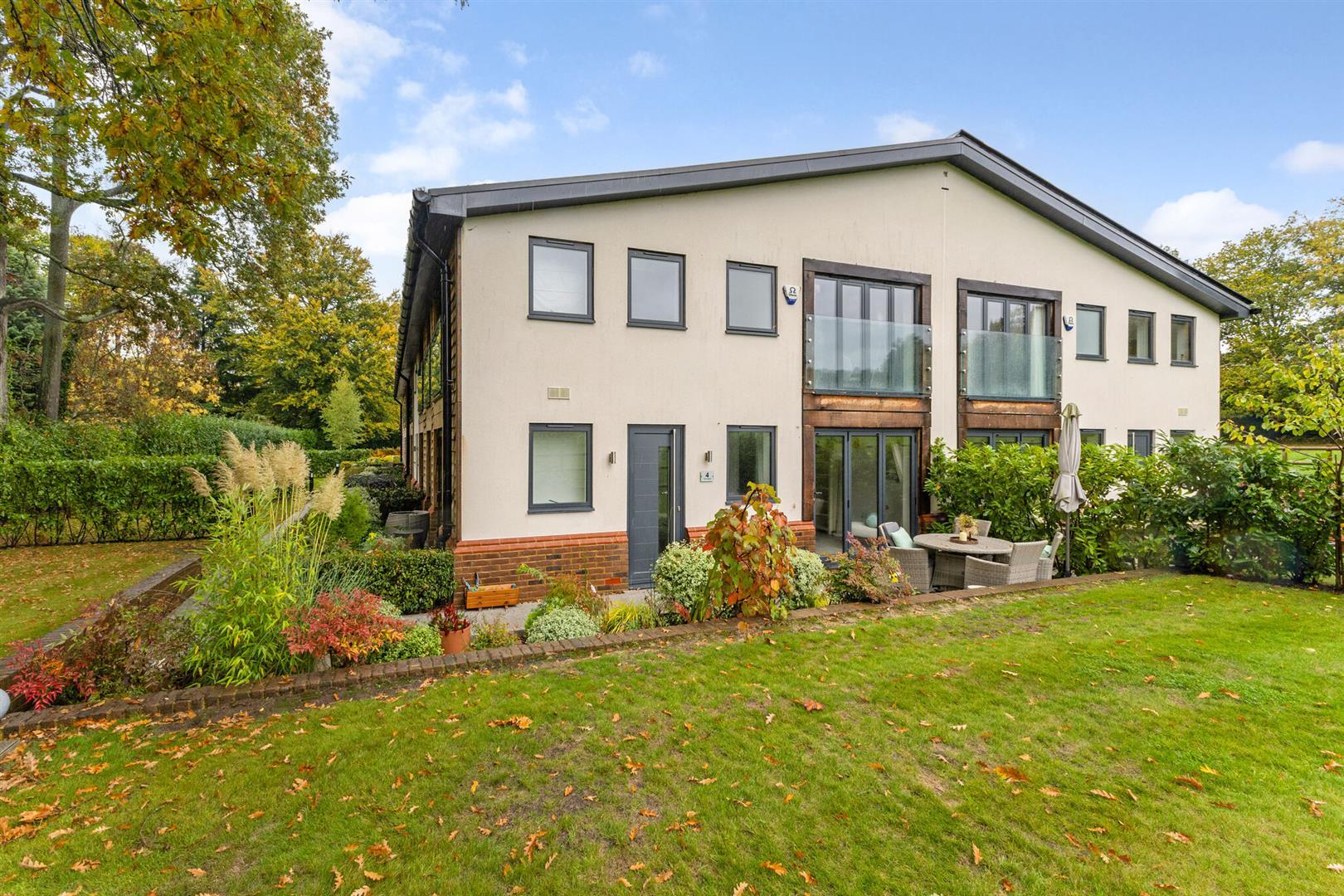 Property Image 49d3126f-6ee4-4b89-85cd-5c91eecd0fcc