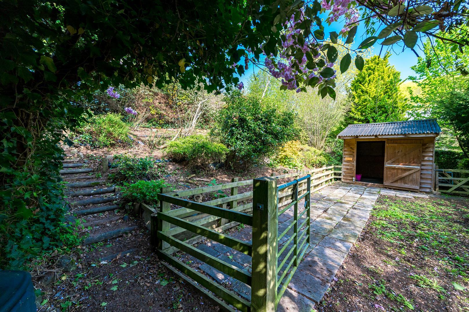 Property Image 49d4592a-5cc1-482f-829d-93b84b32b309