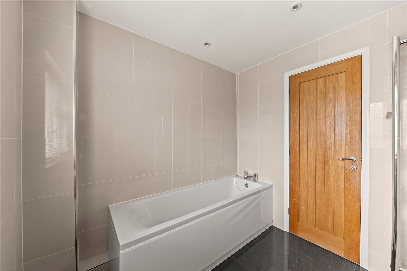 Property Image 49d8f4ae-2e2b-4748-9e20-6f48de883d97