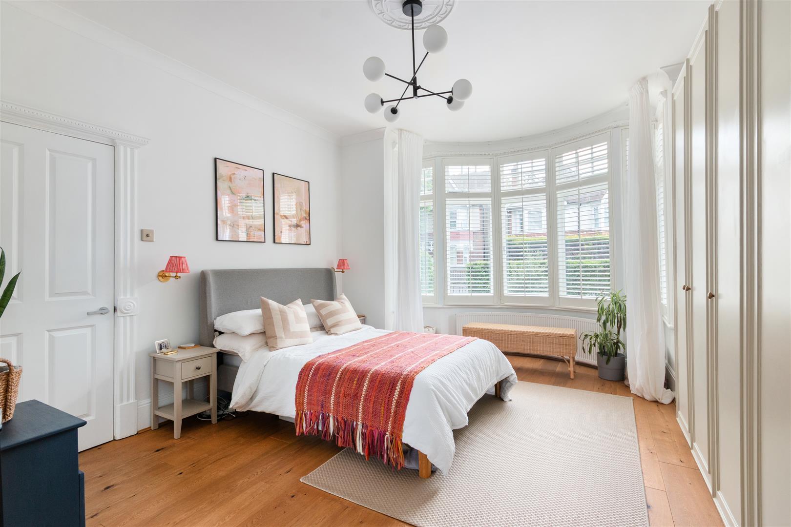 Property Image 49dd8570-0043-47e2-bdf1-2734ec0ff772