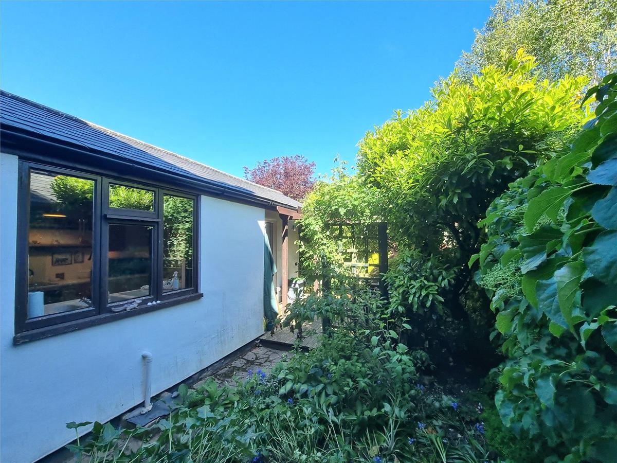 Property Image 49e23763-eddb-4039-9e00-4531889a9d48