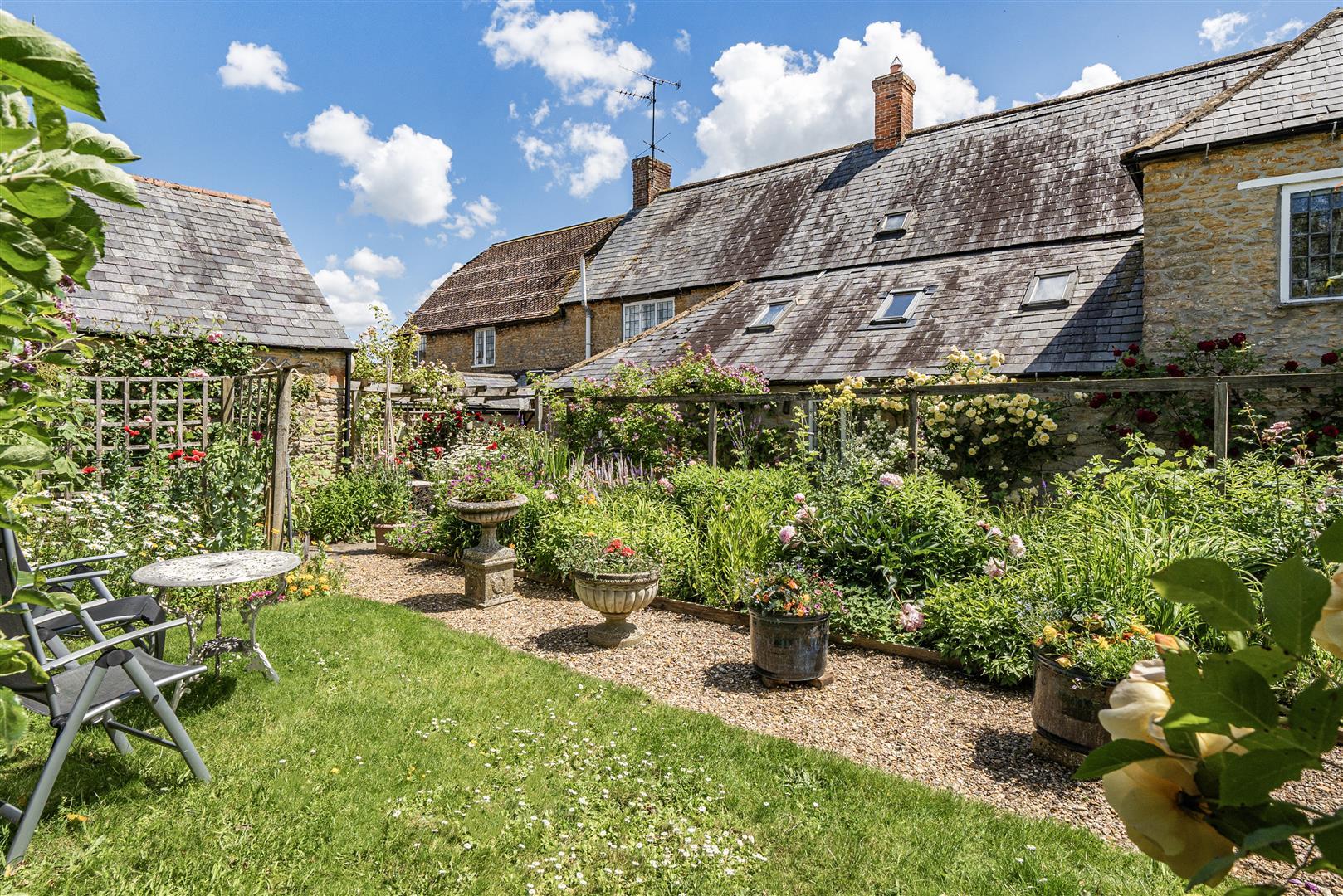 Property Image 49e68c4d-b196-40c6-a624-82ccc5fab2e4