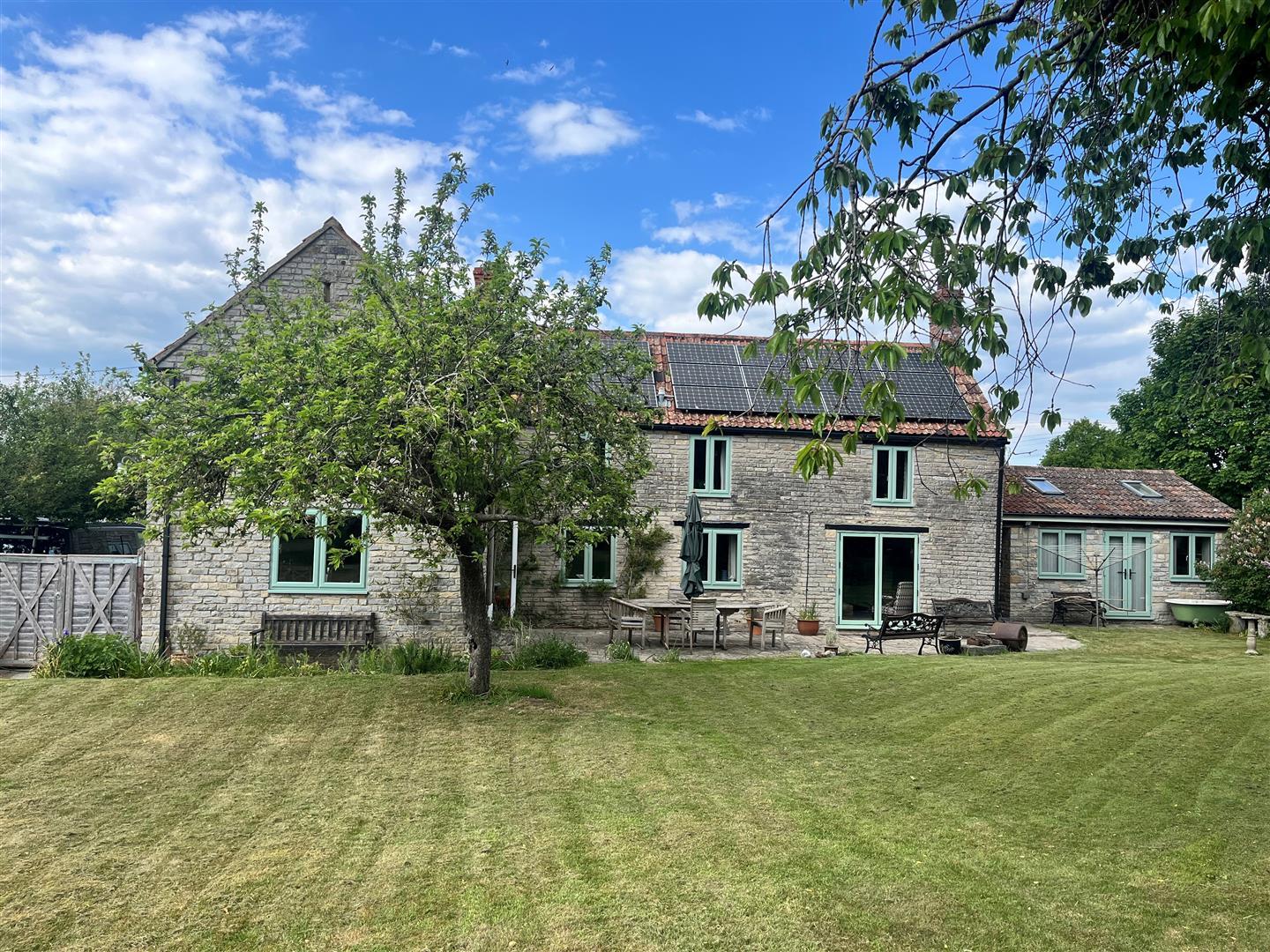 Property Image 49ec357e-9ffd-4c69-b26a-b984e9abac98