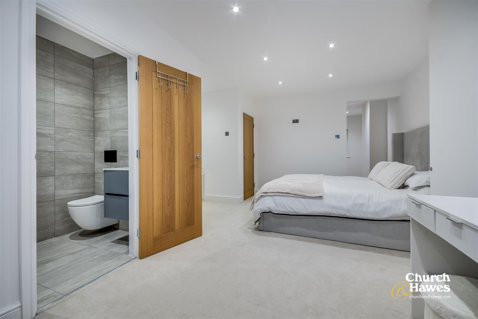 Property Image 49fa70be-bf2f-441a-ab38-89cd2fc21fd0