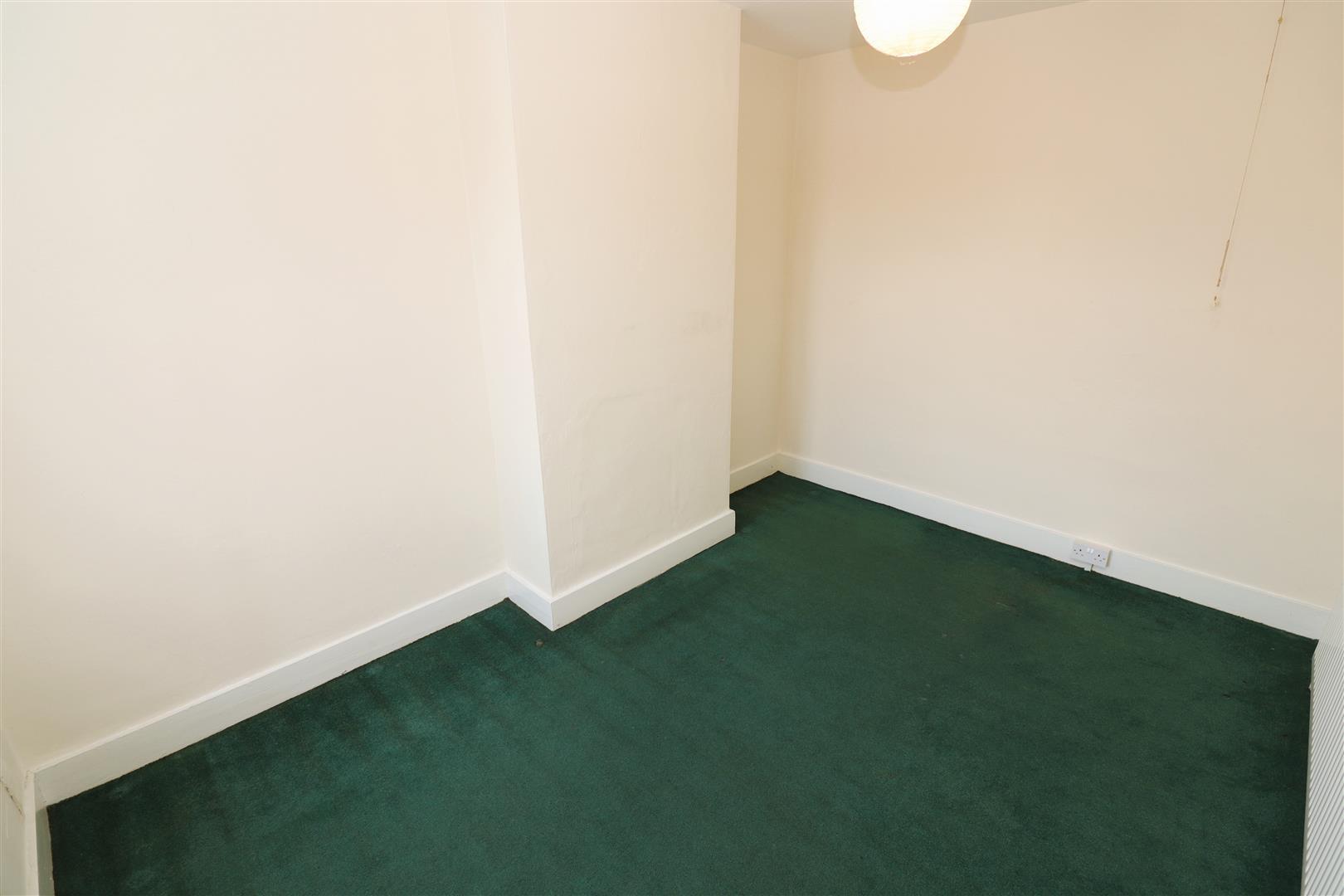 Property Image 49fb91f2-ae0d-4d6b-a96b-6b05b5b046e6