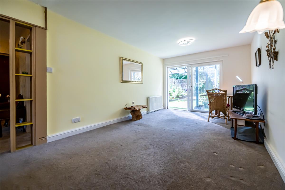 Property Image 4a0de27c-972f-4c28-ad06-c9e31f683b37
