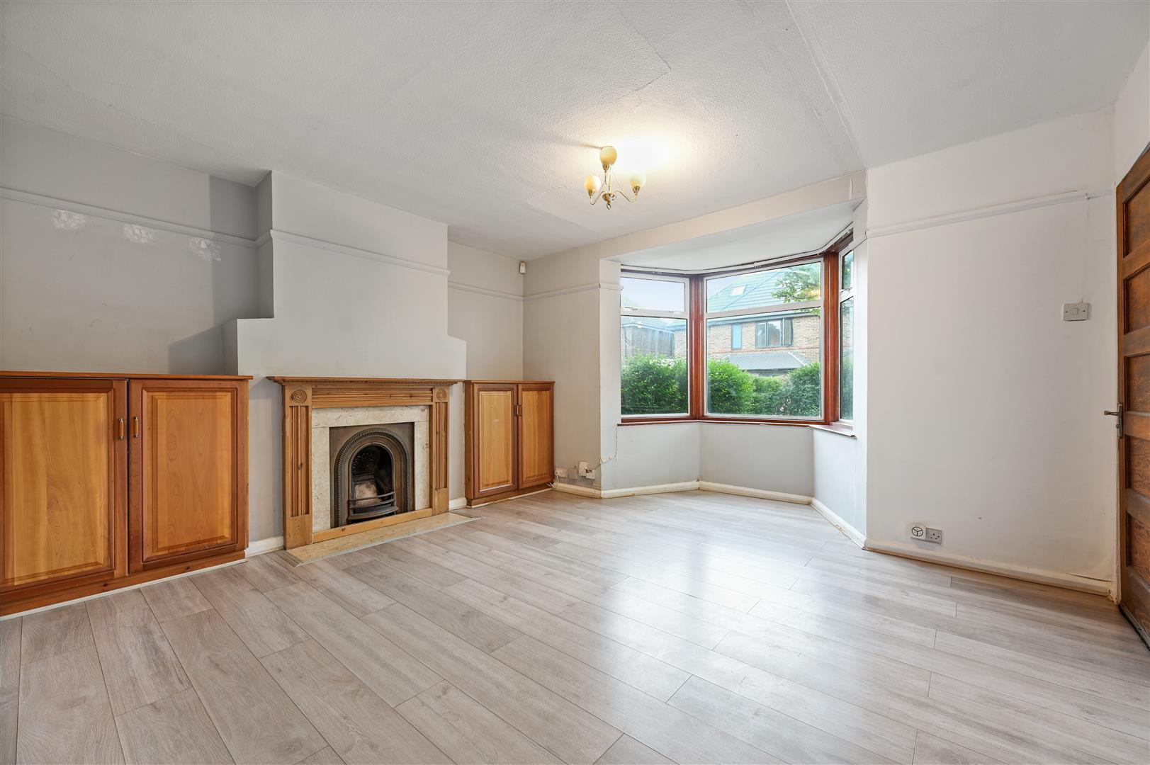 Property Image 4a2dda03-ab12-4f13-b64c-78543005ba15