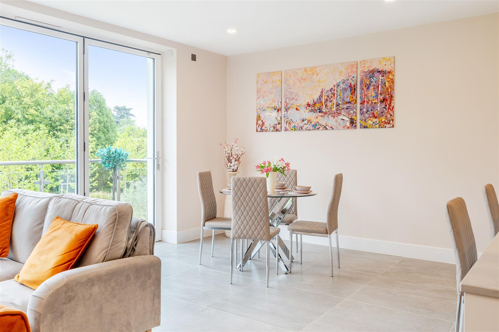 Property Image 4a42310d-85b8-4da6-85bb-6cce79b8587a
