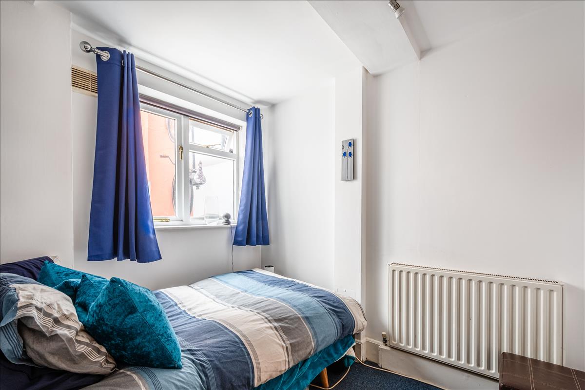 2-bed flat for sale on Leigh Street, Bloomsbury, Camden, WC1H