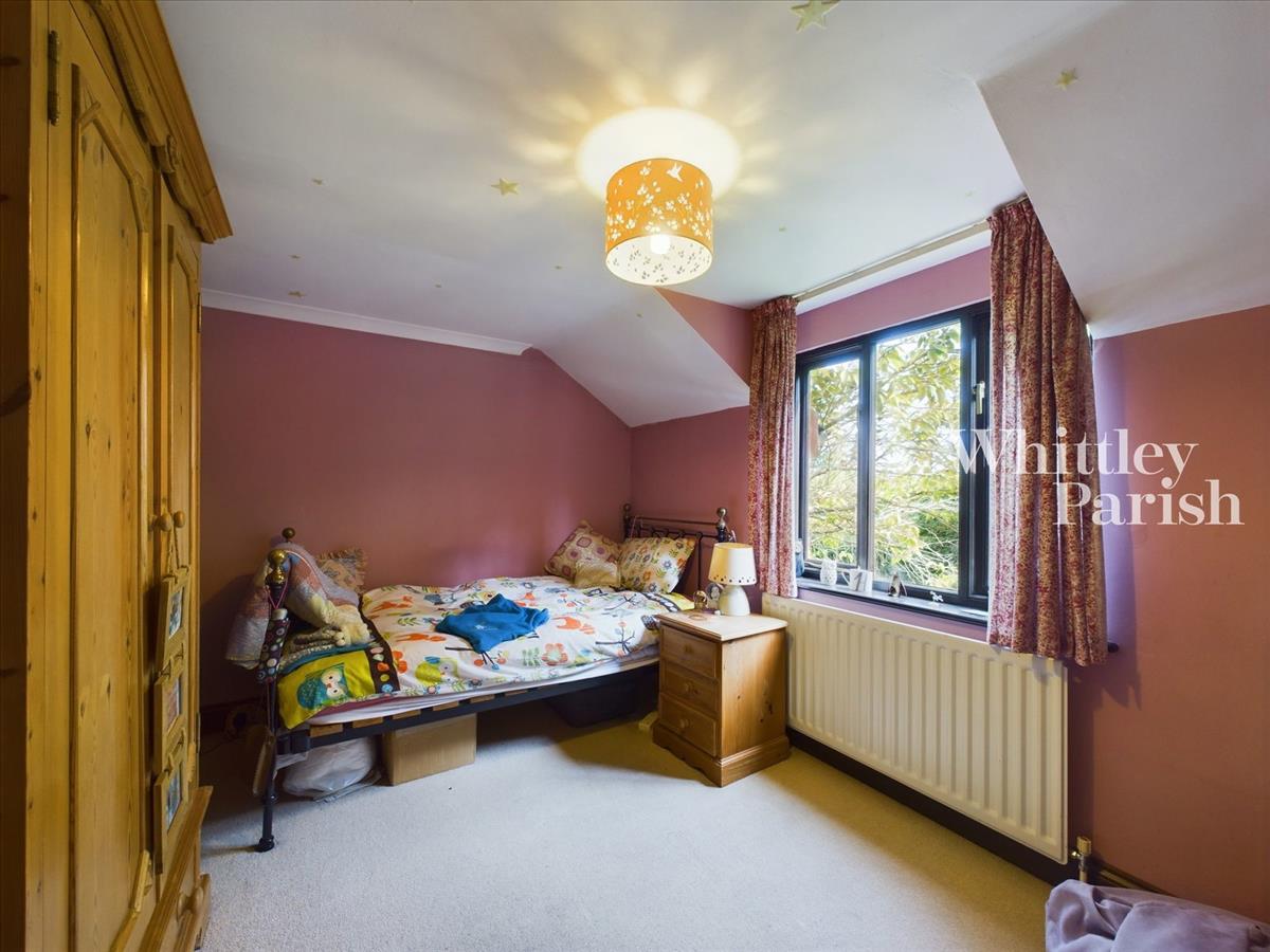 Property Image 4a4b30b7-2772-432f-954f-1a407b5537fd