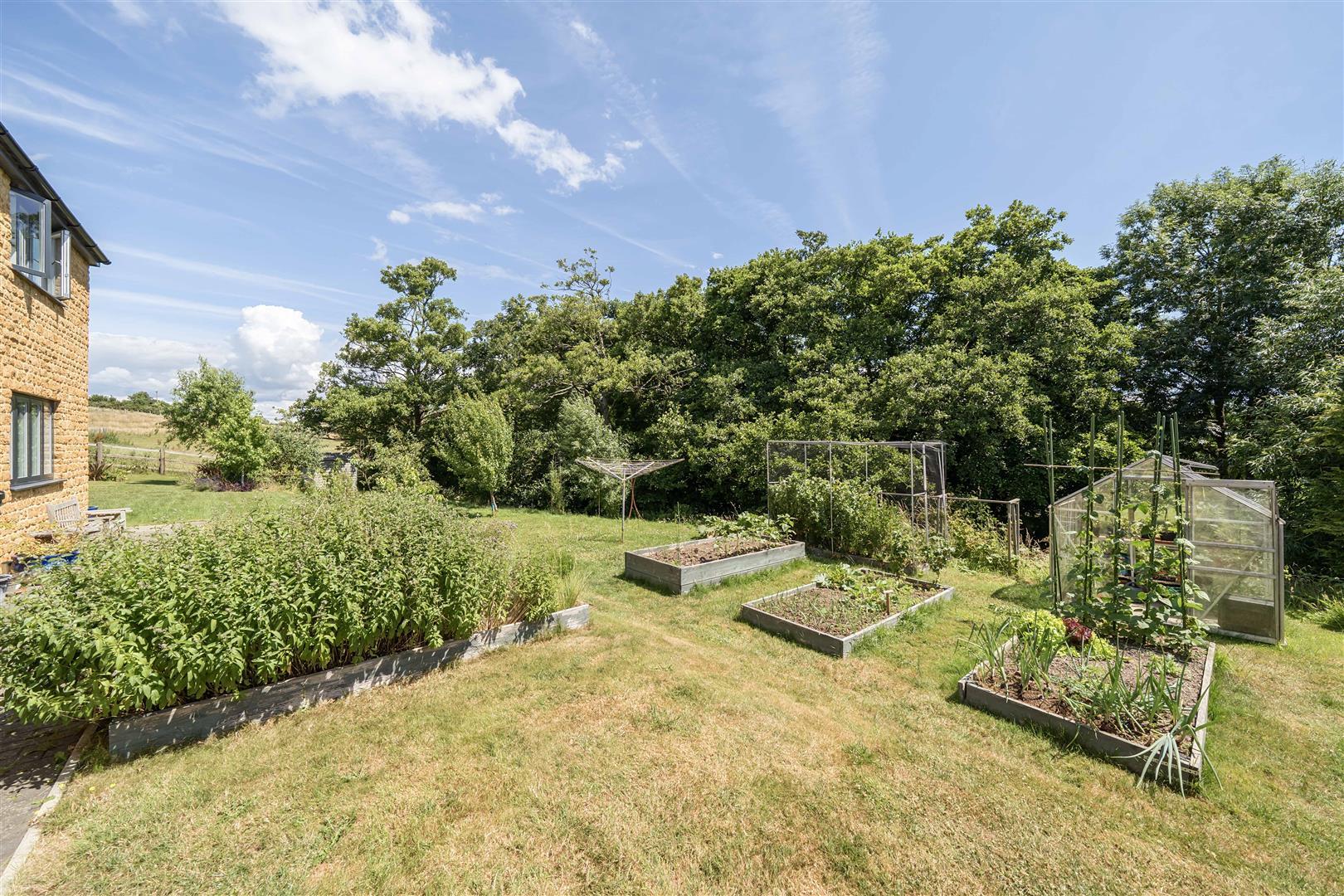 Property Image 4a54b38b-5c84-4fda-9099-6349e0ef7dc3
