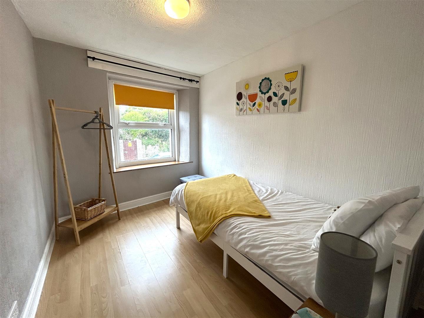 Property Image 4a554f85-59e2-452e-94cd-98a04a251279