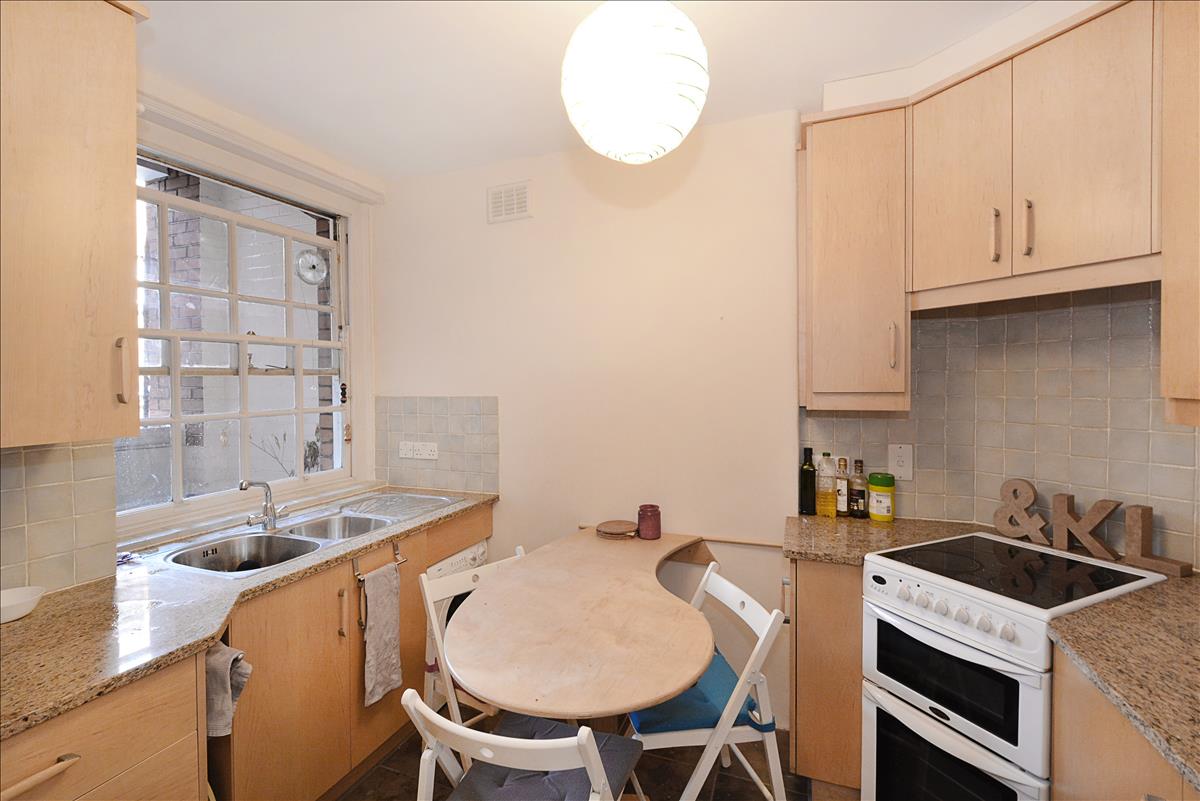 Property Image 4a63680b-e5df-4e42-98e6-f6bbdf7d66ad
