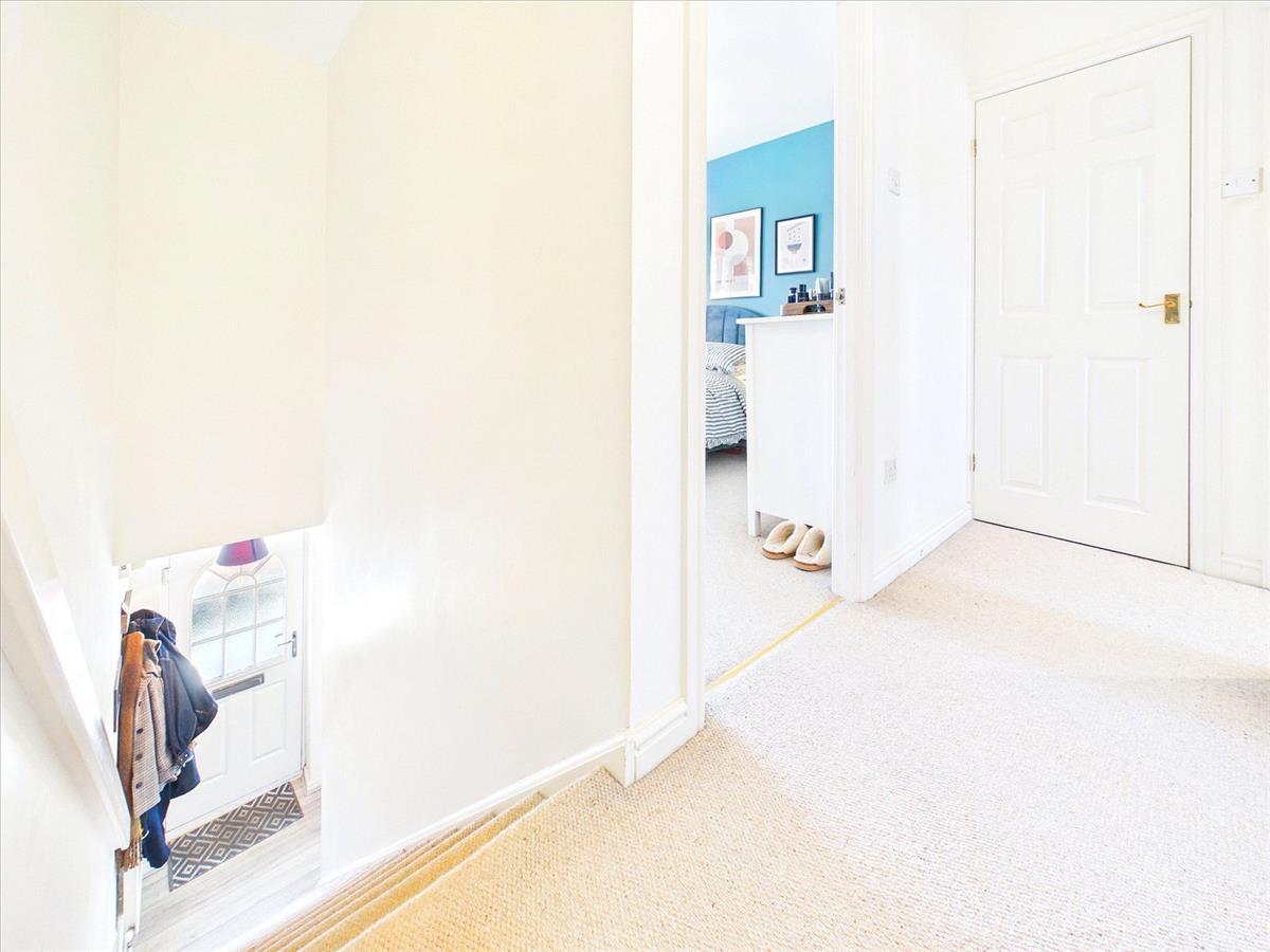 Property Image 4a6c2726-95d3-4b3f-8281-15cb1dcd837c