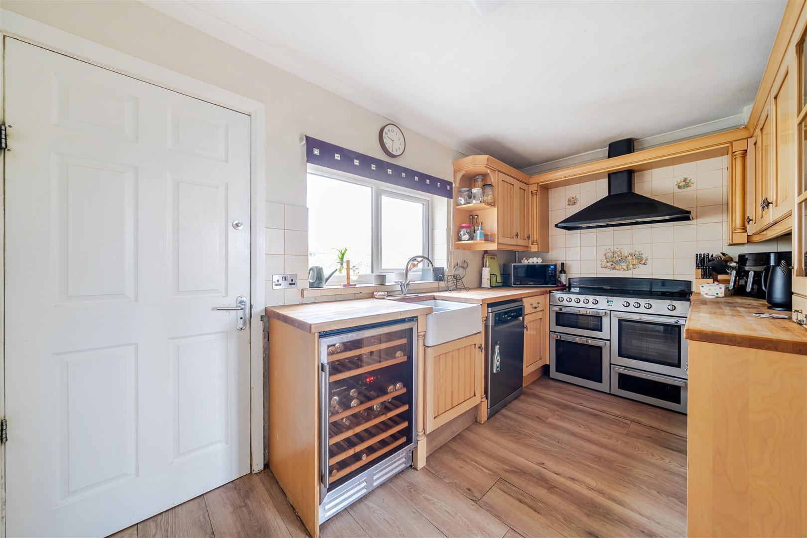 Property Image 4a712214-19ef-406e-af53-c8c59cad684d