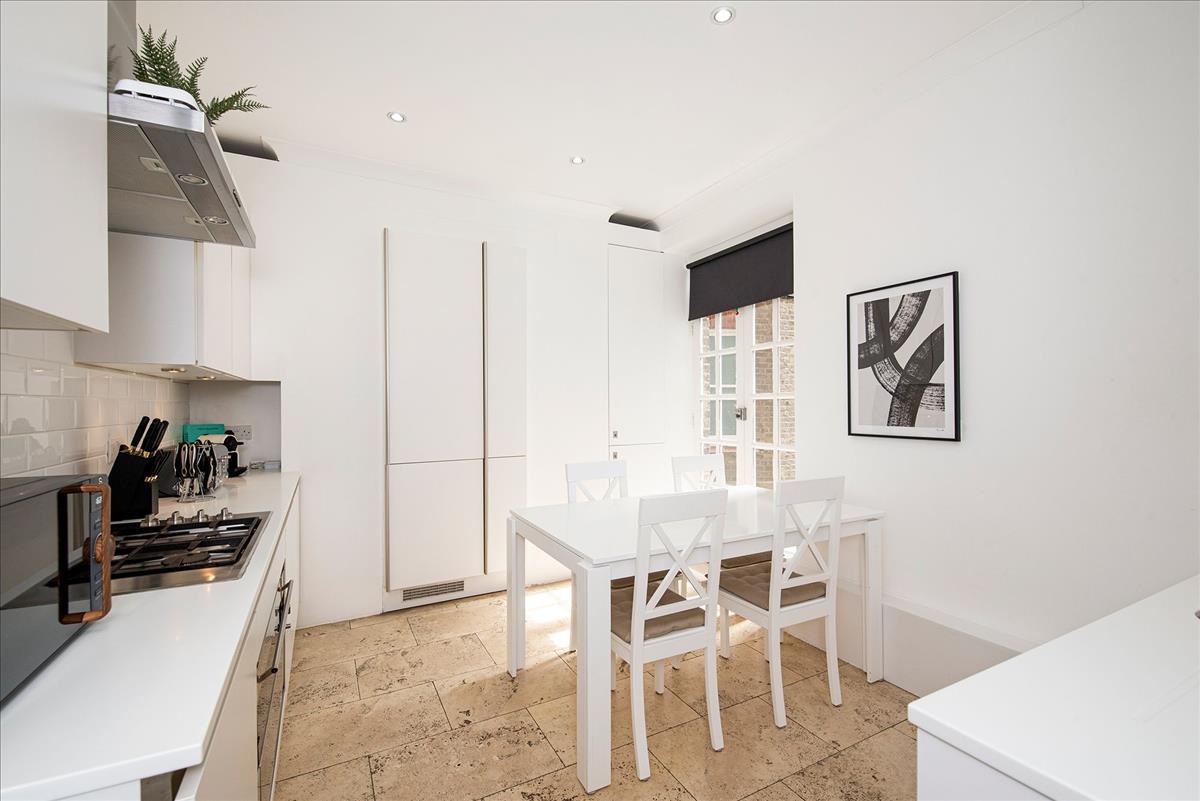 Property Image 4a878670-5de6-4a65-b8c6-1db598e5b247