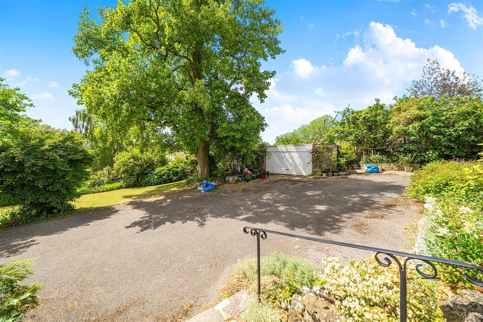 Property Image 4a9042eb-5c93-4283-8d40-fe4f69786189