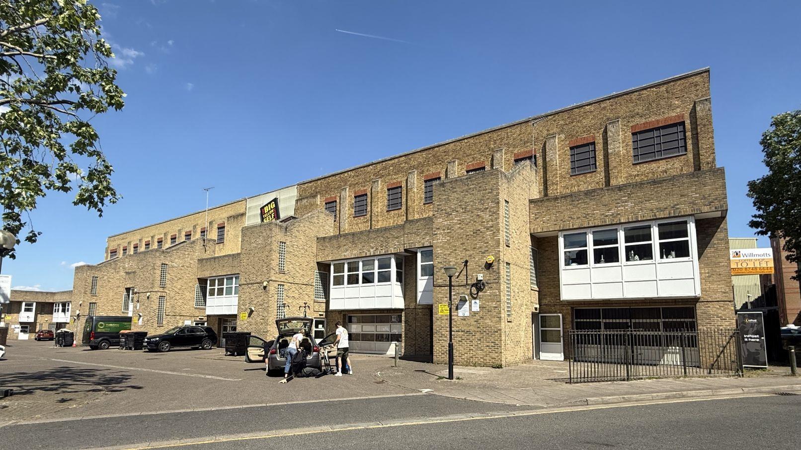 Property Image 4a9dc7ee-1789-4187-87e5-e76182b8fd26