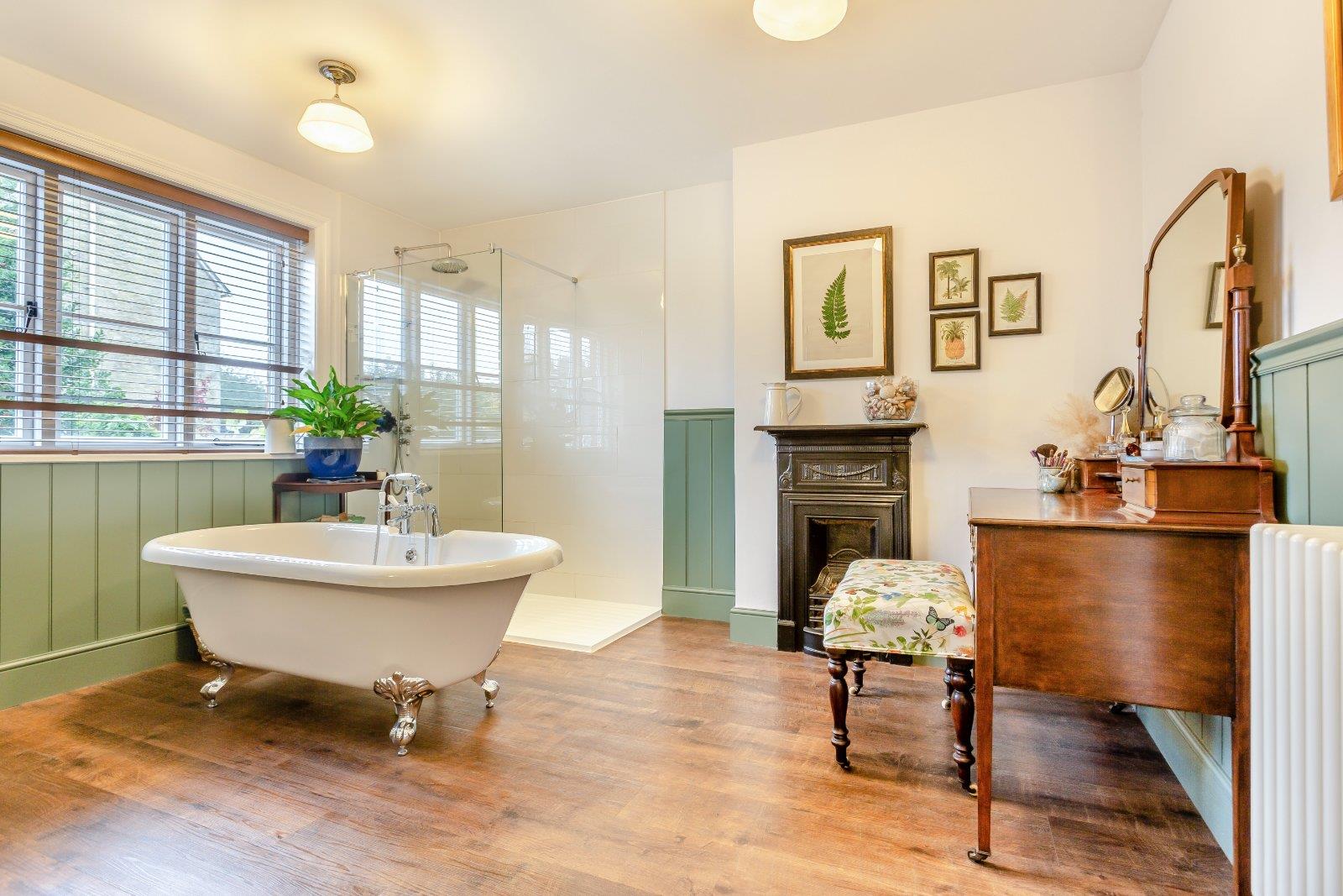 Property Image 4ab2a775-c28f-46d3-926e-8a78e79d98b9