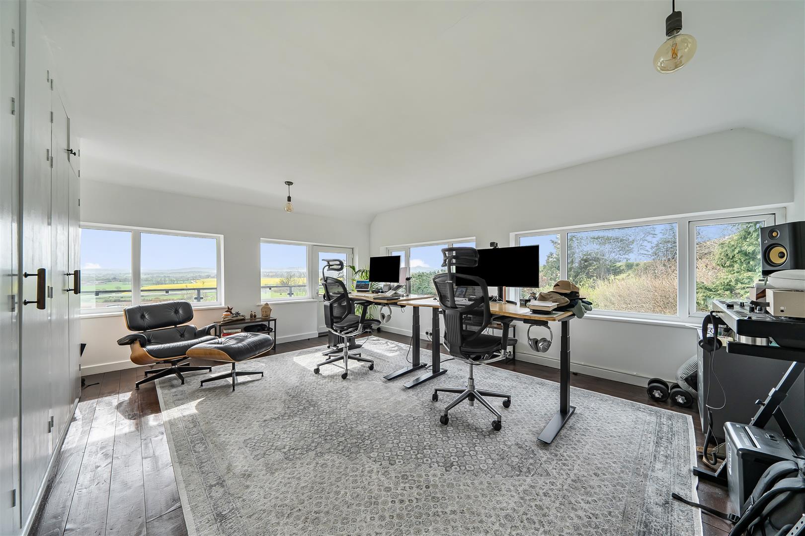 Property Image 4ac158af-26a3-47b4-9ee2-bcfb05f98b11