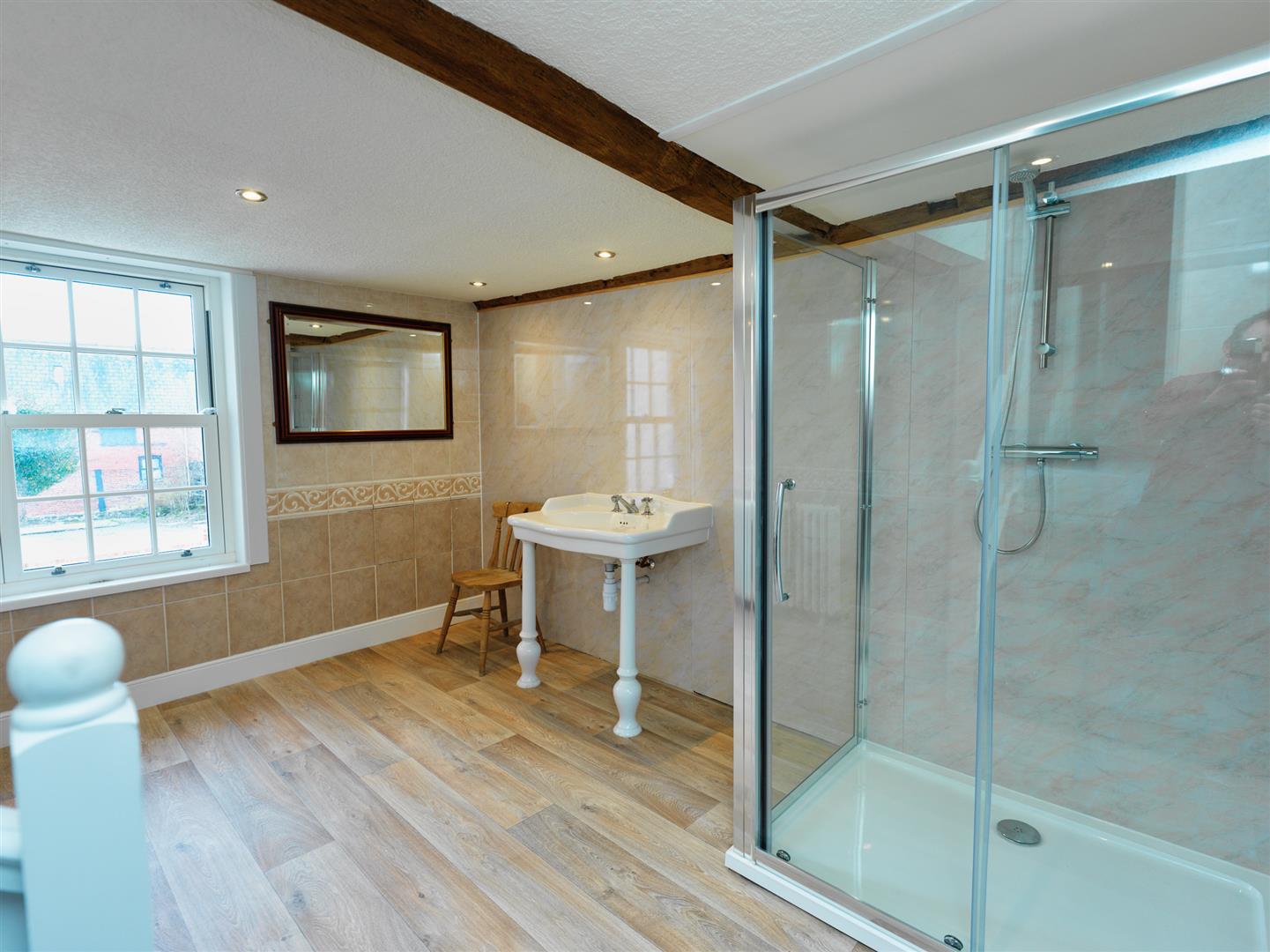 Property Image 4ac8763d-2493-477e-b305-e215d845251e