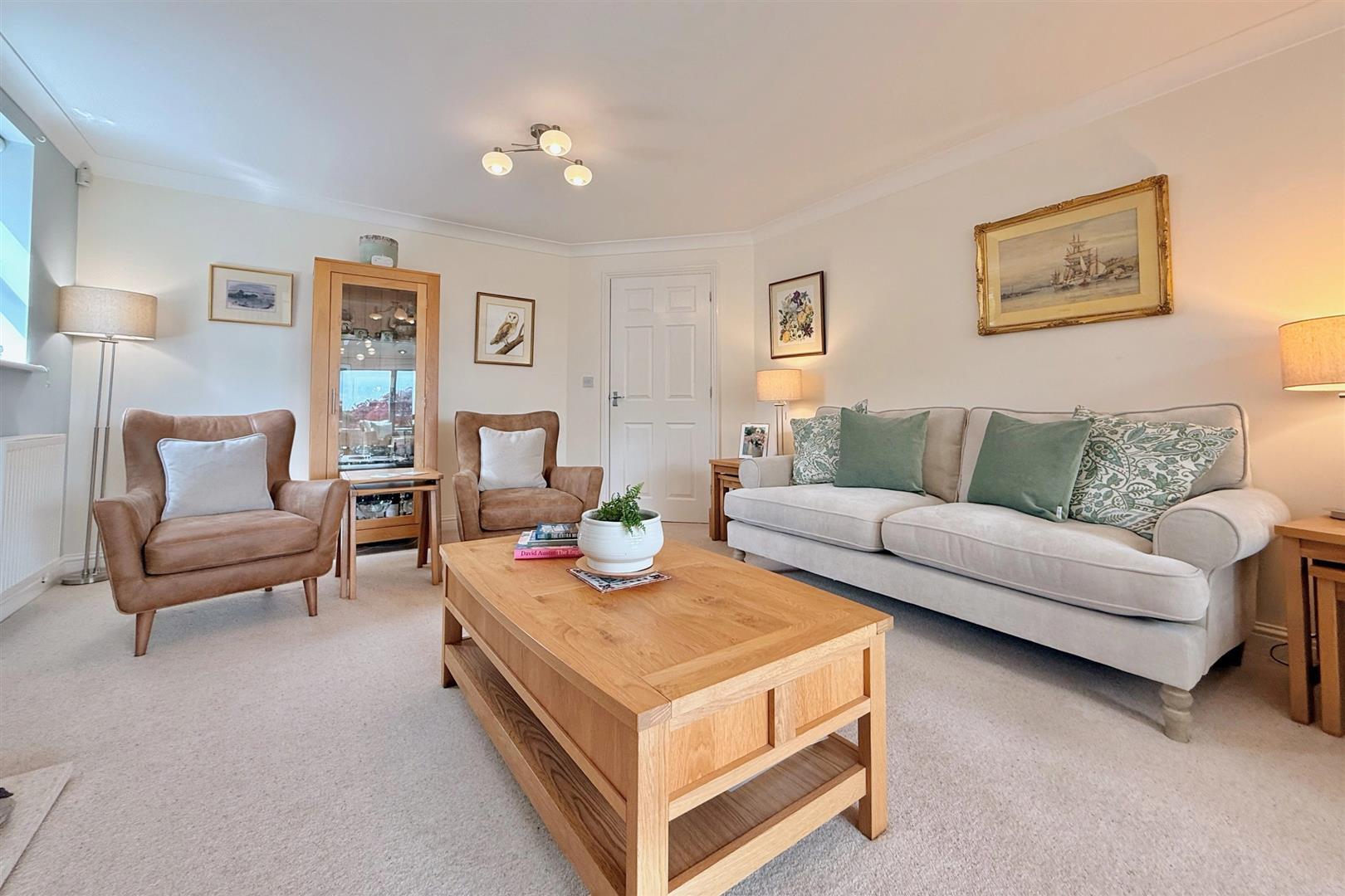 Property Image 4ad5a5f4-548e-4095-9070-13fd8c7106ee