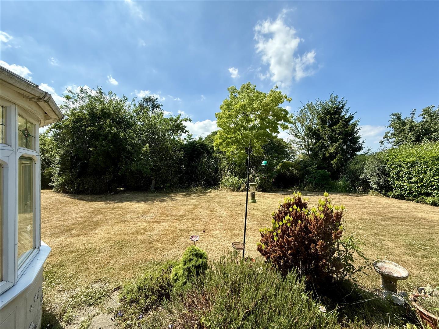 Property Image 4ad75c76-de39-40cb-beaa-e54afd78d559