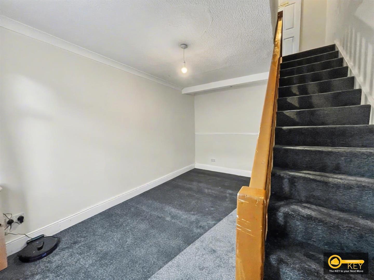 Property Image 4ae7e7d6-0cf0-4942-8b7e-d9497fd6587e