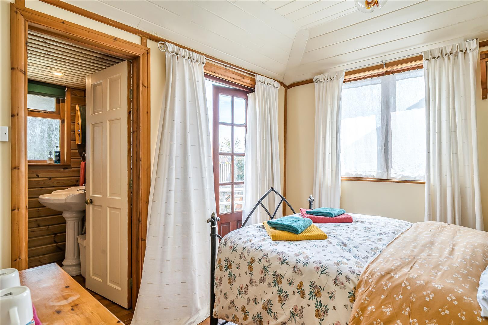 Property Image 4af4e796-56f3-495f-b391-14cdbdf71cb0