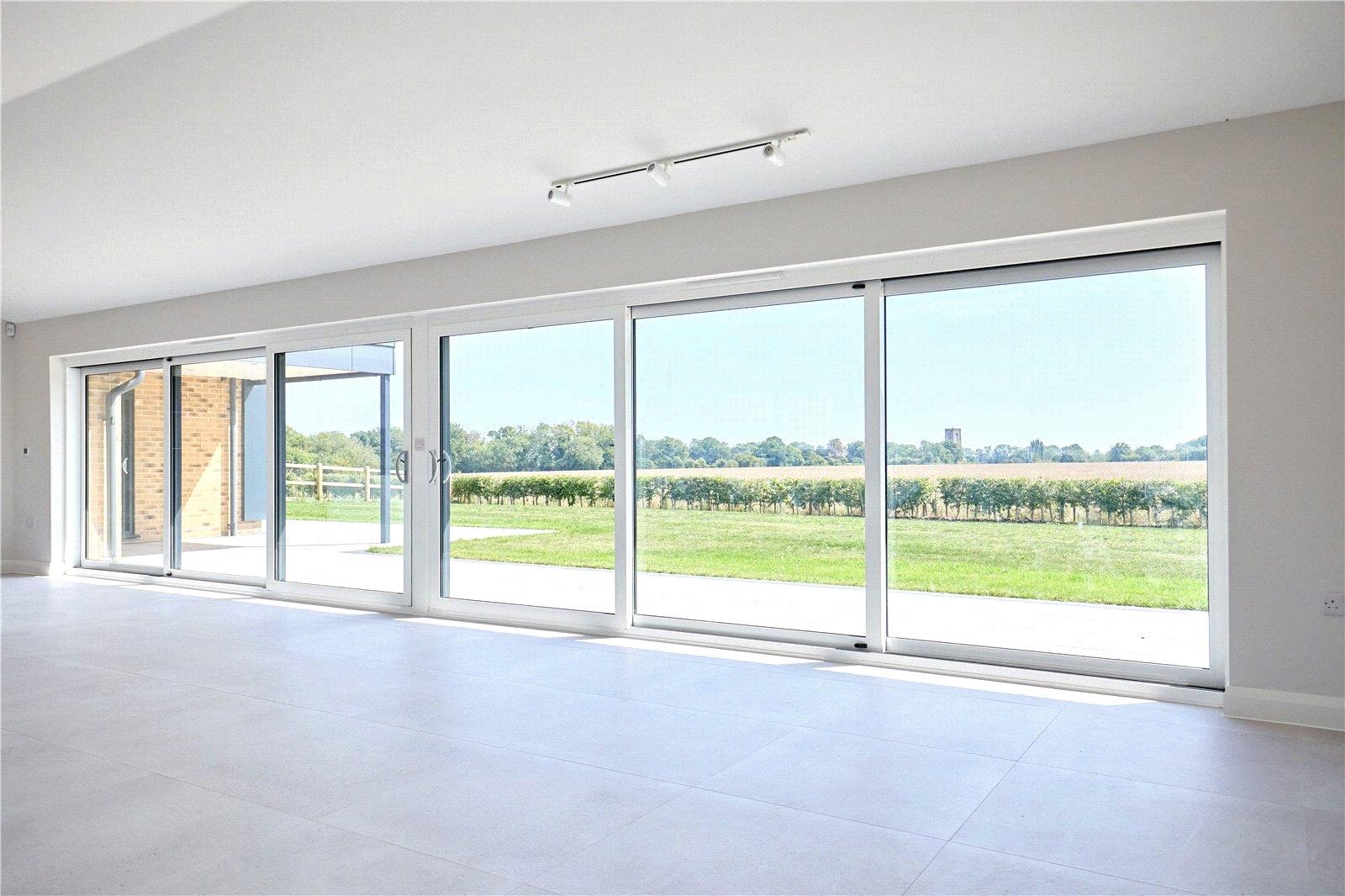 Property Image 4aff933c-9aef-41c0-8ddf-077bd53082ac
