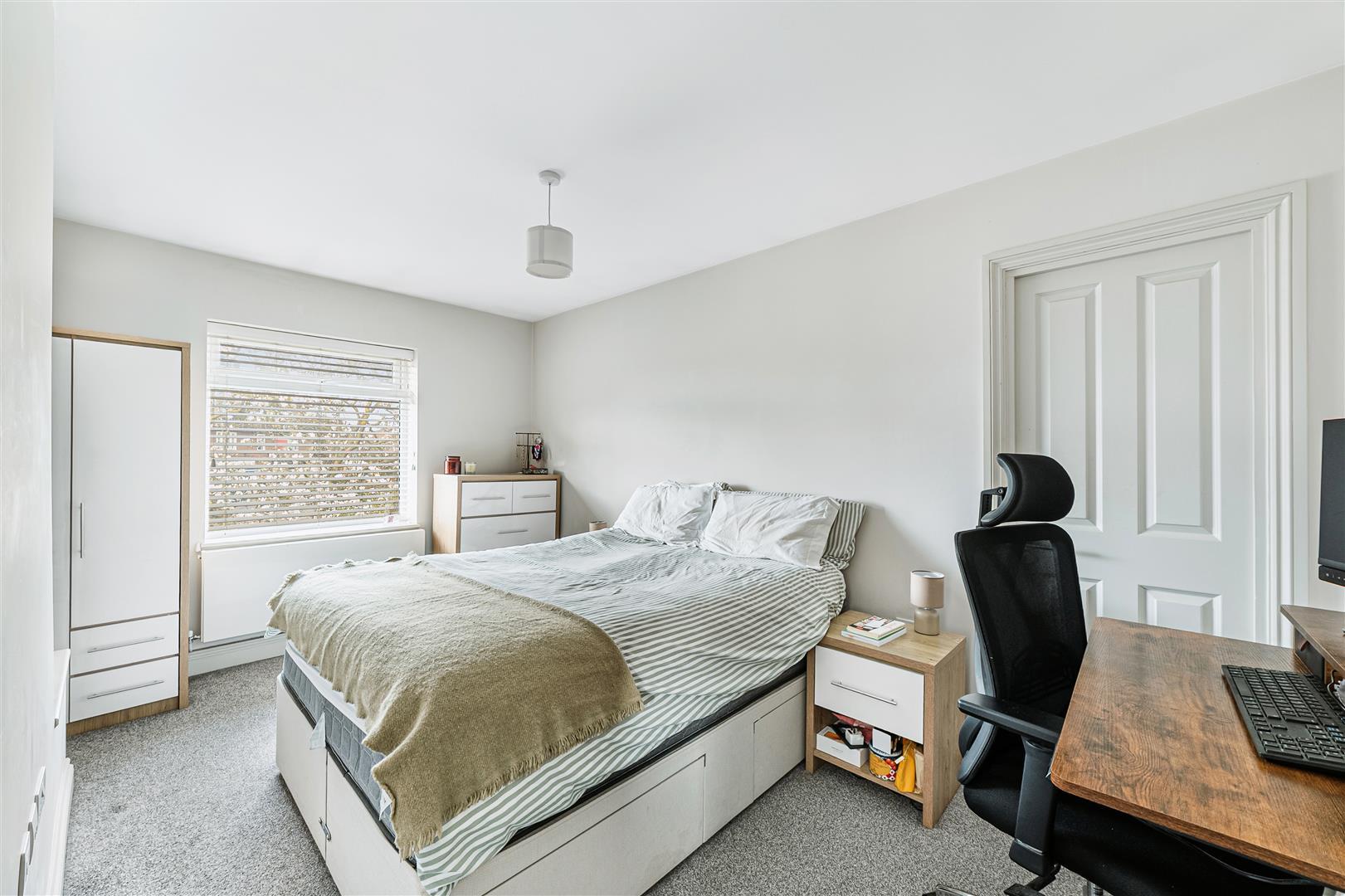 Property Image 4b0956aa-4341-49b5-9f26-602e53eb7cb0