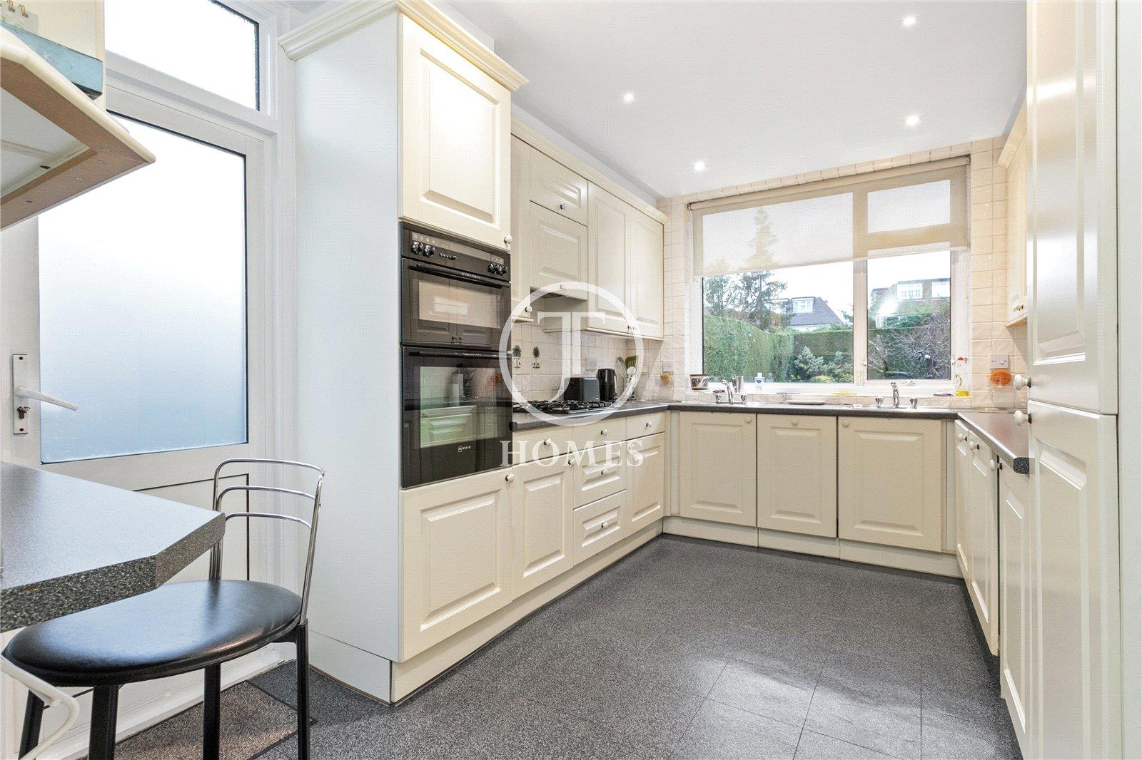 Property Image 4b0a047f-169a-451e-bb0a-0bd234682a67