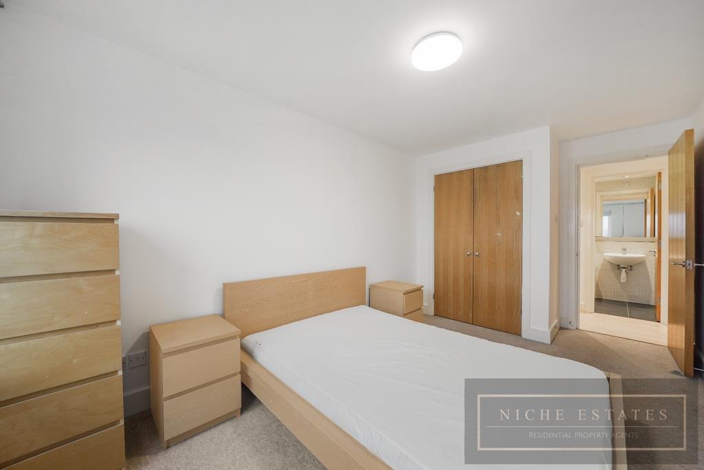 Property Image 4b111feb-a296-4316-aa61-9f6ac009b78a