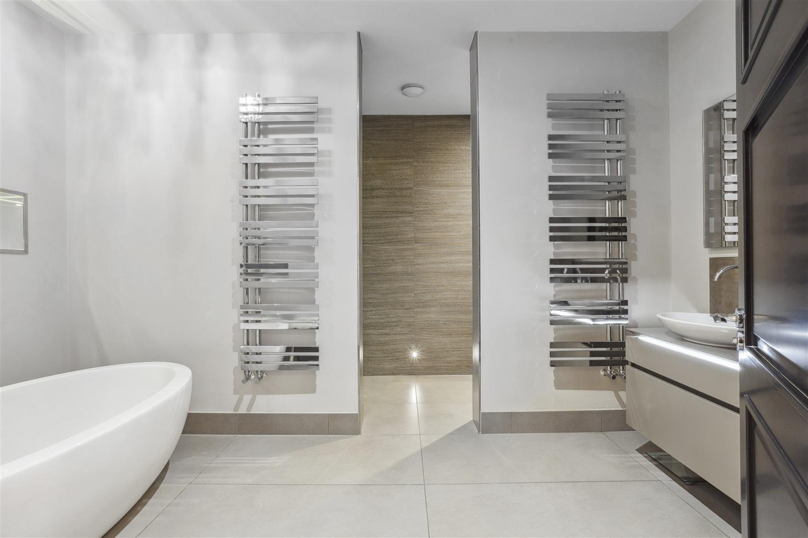 Property Image 4b1a905f-8d79-4a35-9bbc-cdff7369d0fd