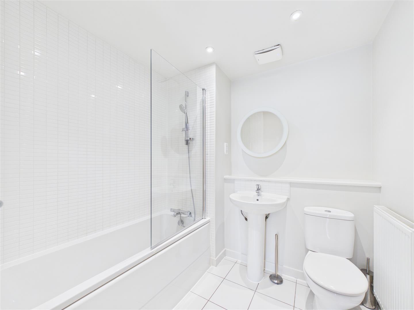 Property Image 4b24f838-6ec3-42a0-a612-33440ff65181