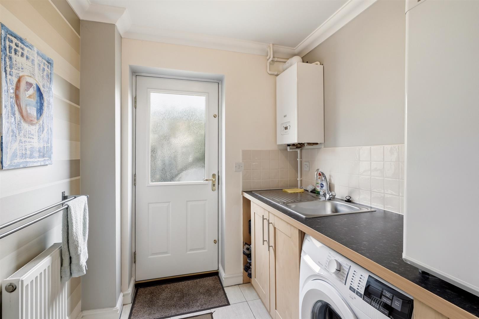 Property Image 4b295622-378e-4a27-8d4c-4efe09e0301a