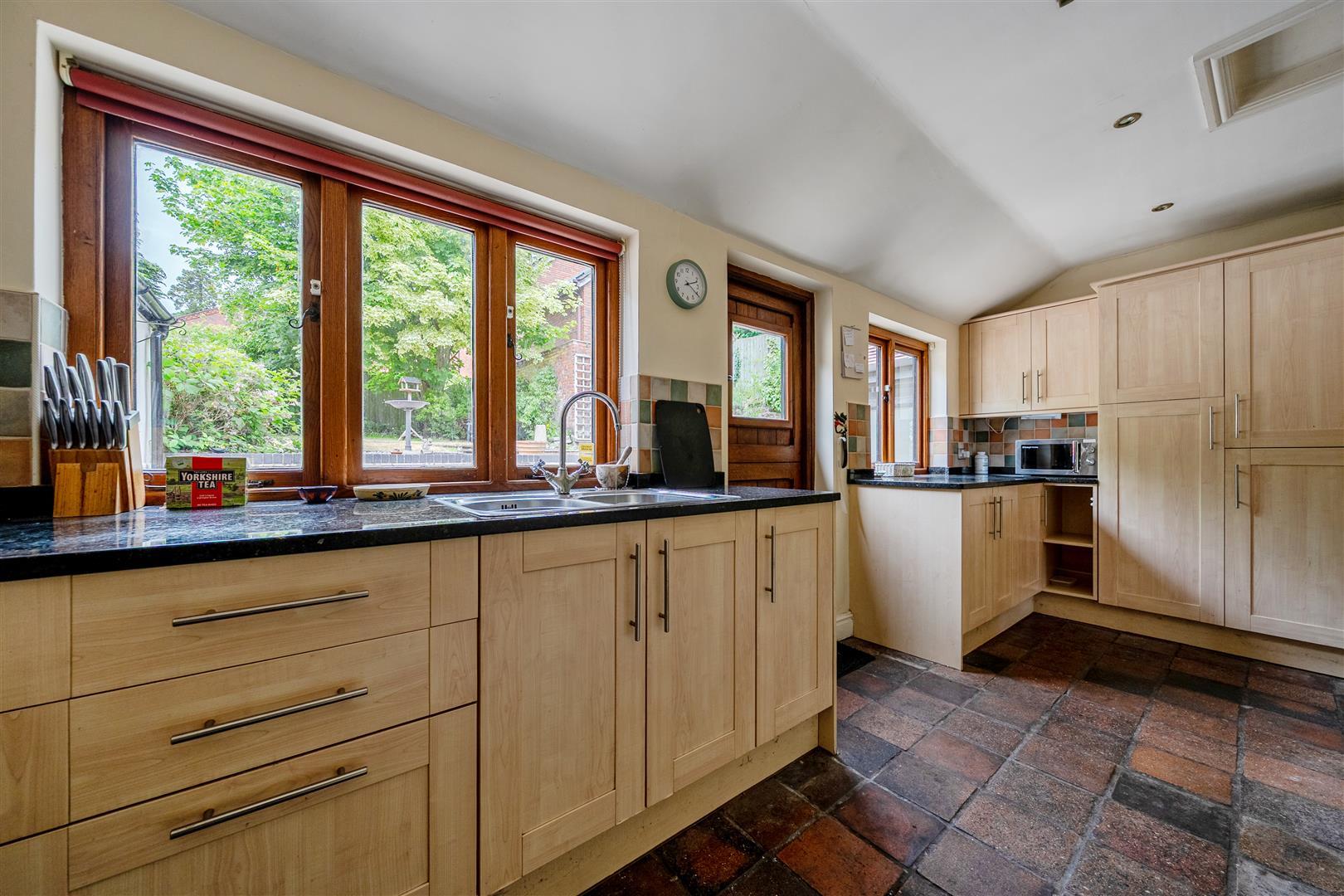 Property Image 4b38674c-c830-42d6-bfcd-f45814a0ac8a
