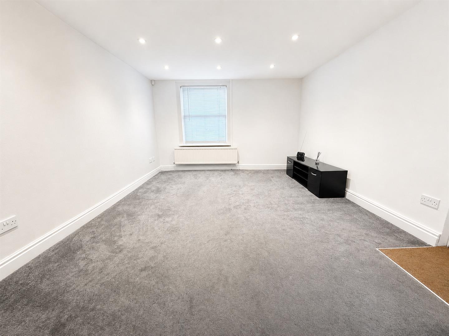 Property Image 4b3e6c47-5079-4624-a9a0-5fa58fe29a20