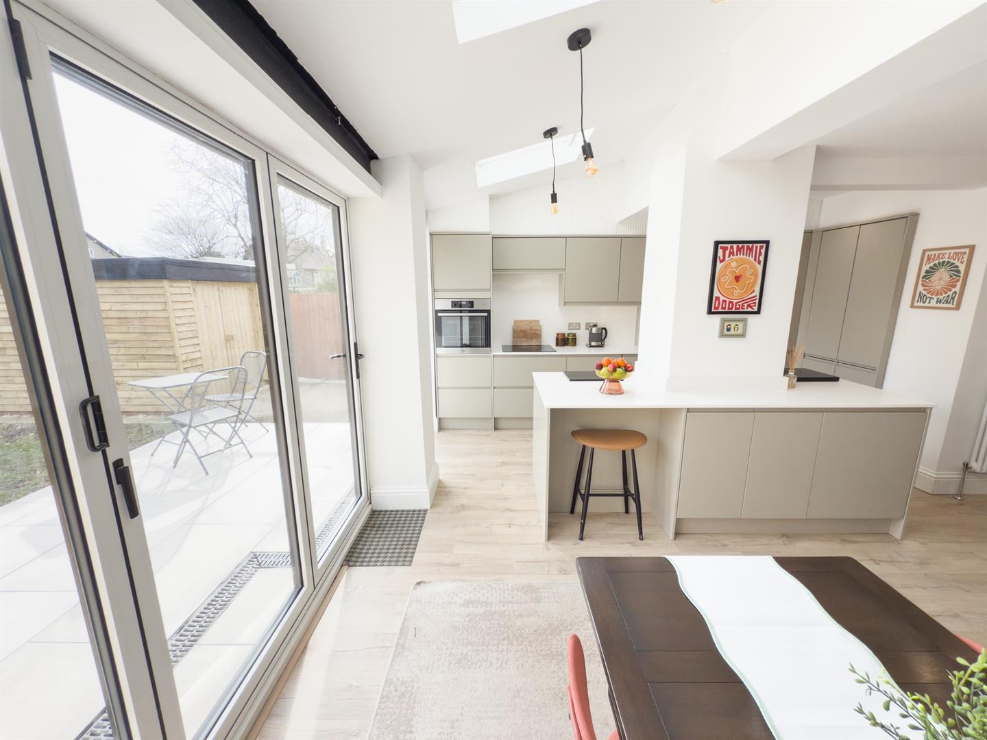 Property Image 4b521e95-beac-4b89-b801-a6602d9da8f0