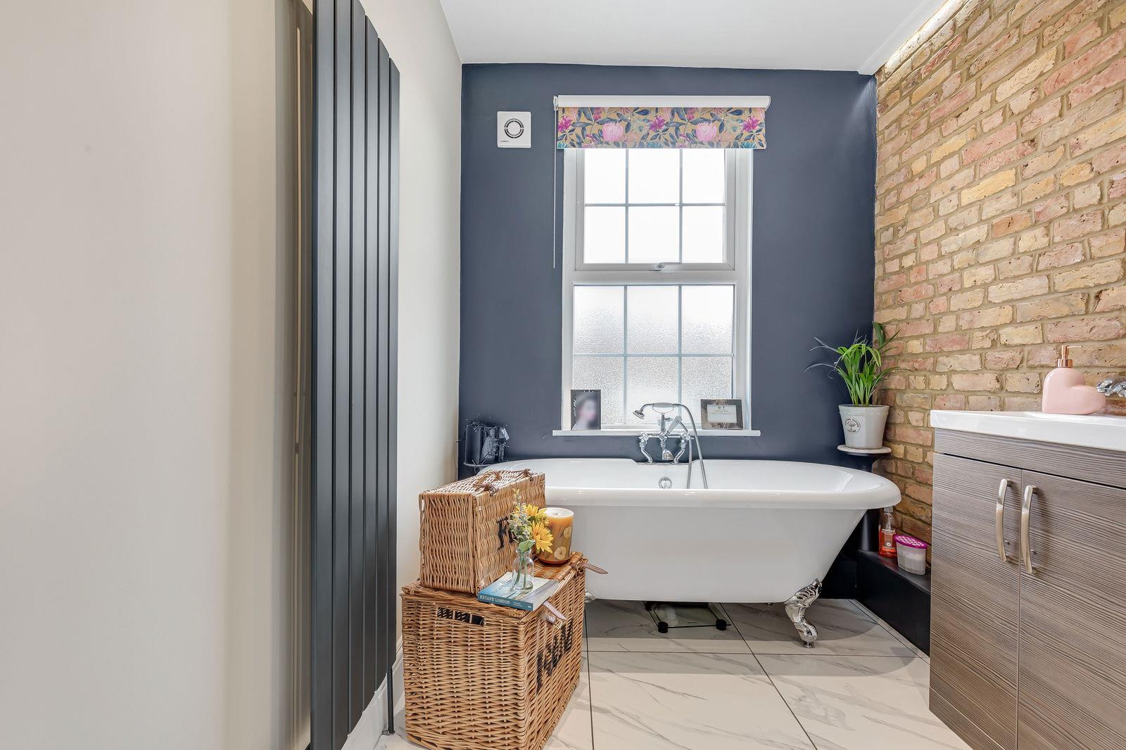 Property Image 4b549344-9da3-4787-8fde-92a41f6eb19e