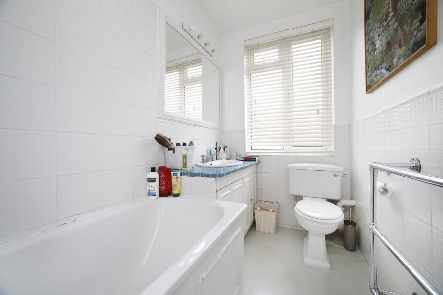 Property Image 4b6af479-7d9b-4042-89c3-f3ccc4b056db