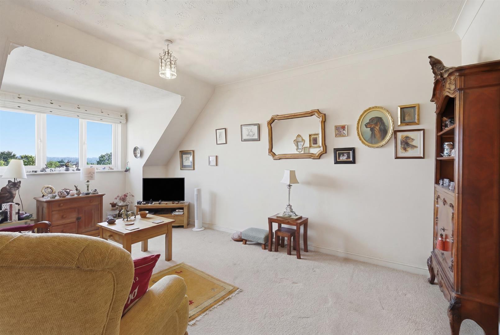 Property Image 4b73090d-e151-44d0-8f3a-4e4e3a35856e