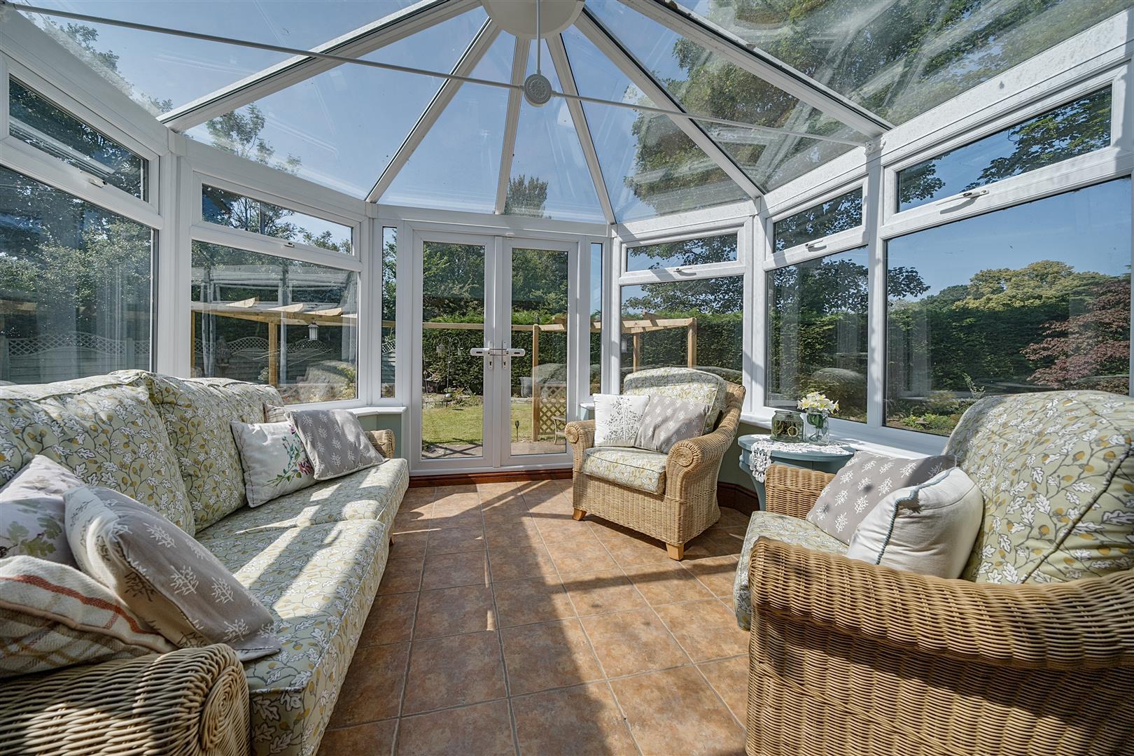 Property Image 4b85be44-8994-4d85-ae47-041d64755564