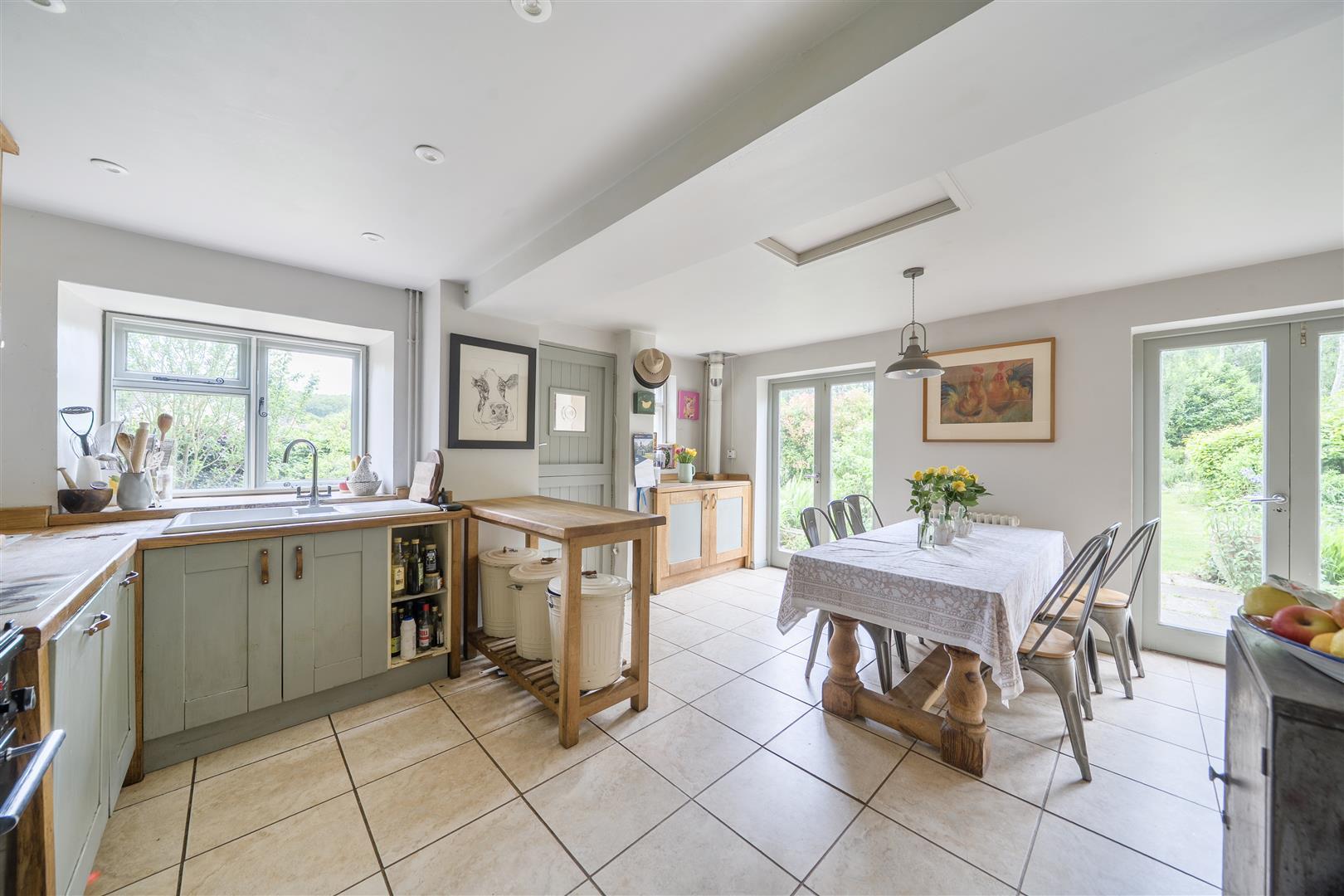 Property Image 4b85c1e0-17c4-4e75-87b9-9cc16757255d